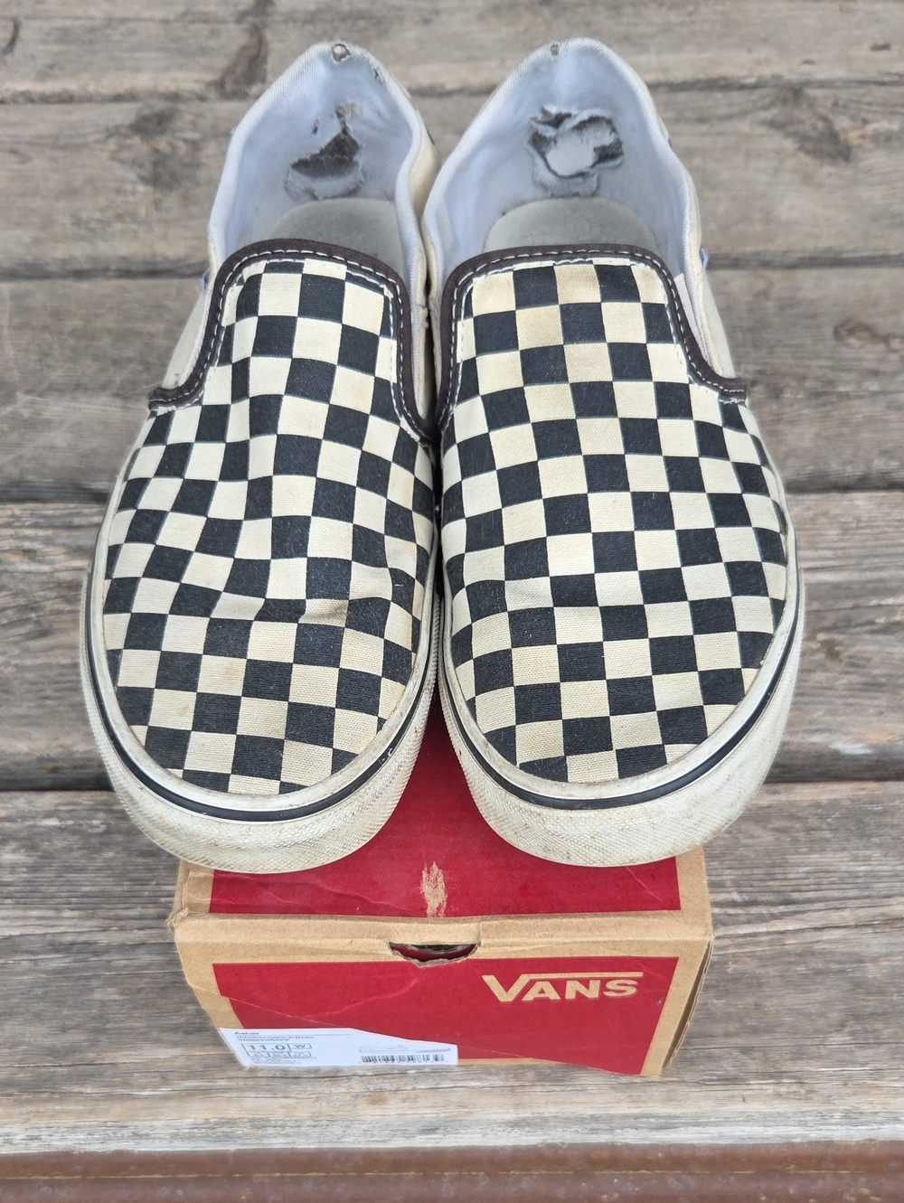 Vans Asher Checker Slip-on Sneaker Skate Shoes Size M9.5/W11 in Black/White